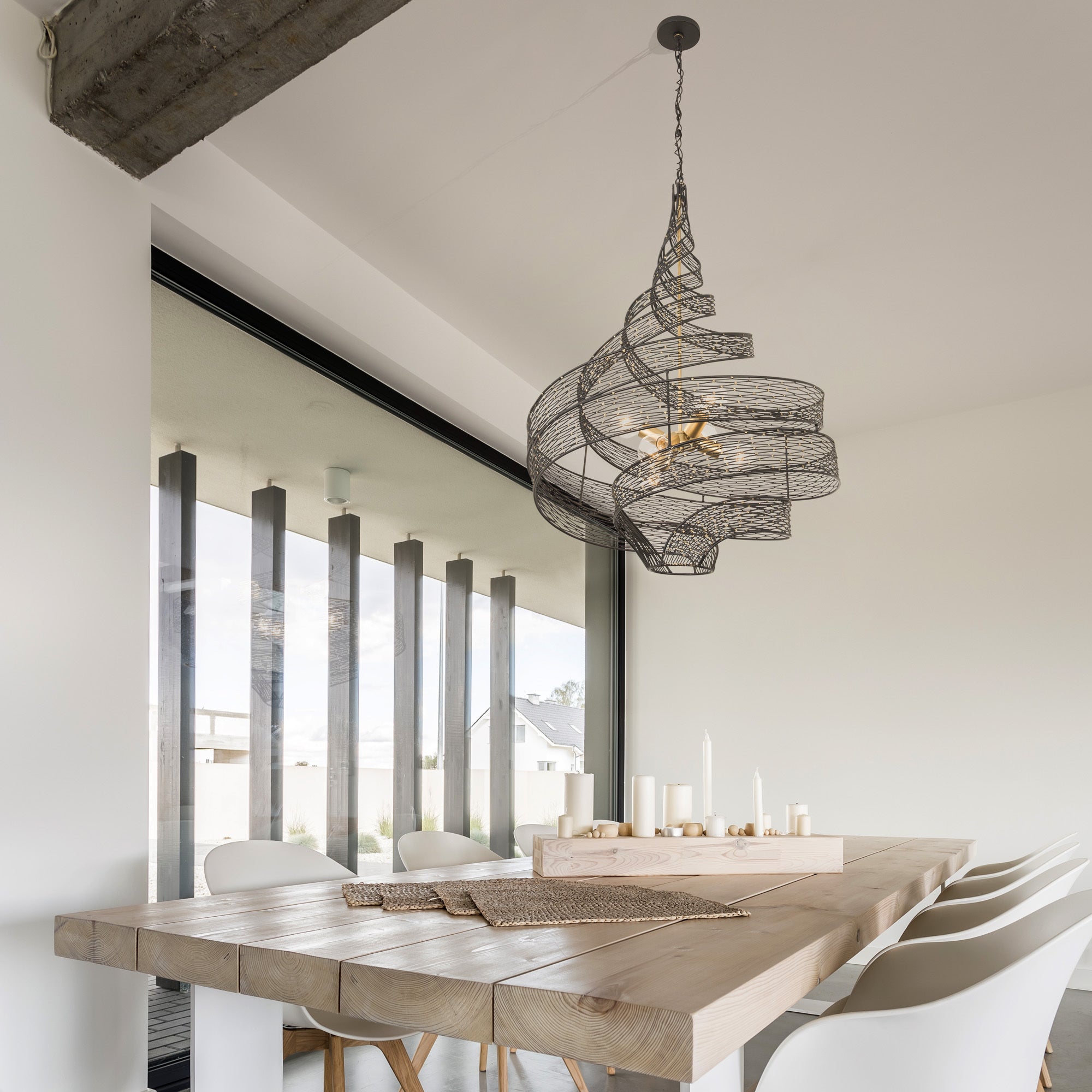 Flow 6 Light Twist Pendant - Matte Black/French Gold