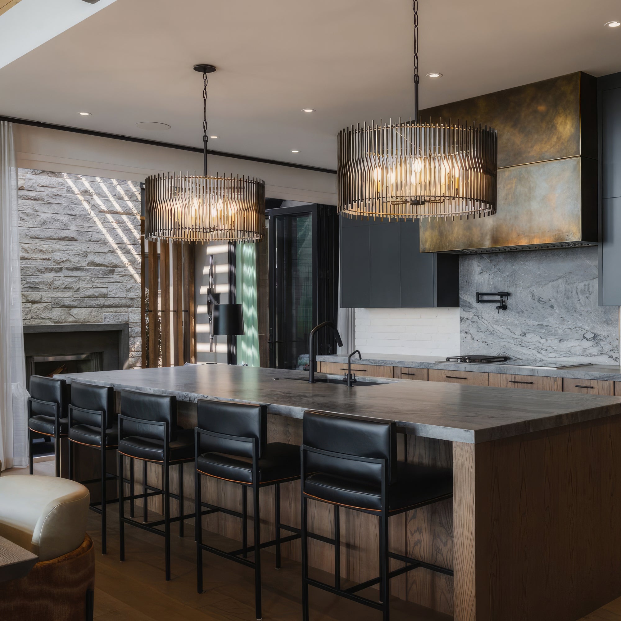 Park Row Pendant - Matte Black/French Gold