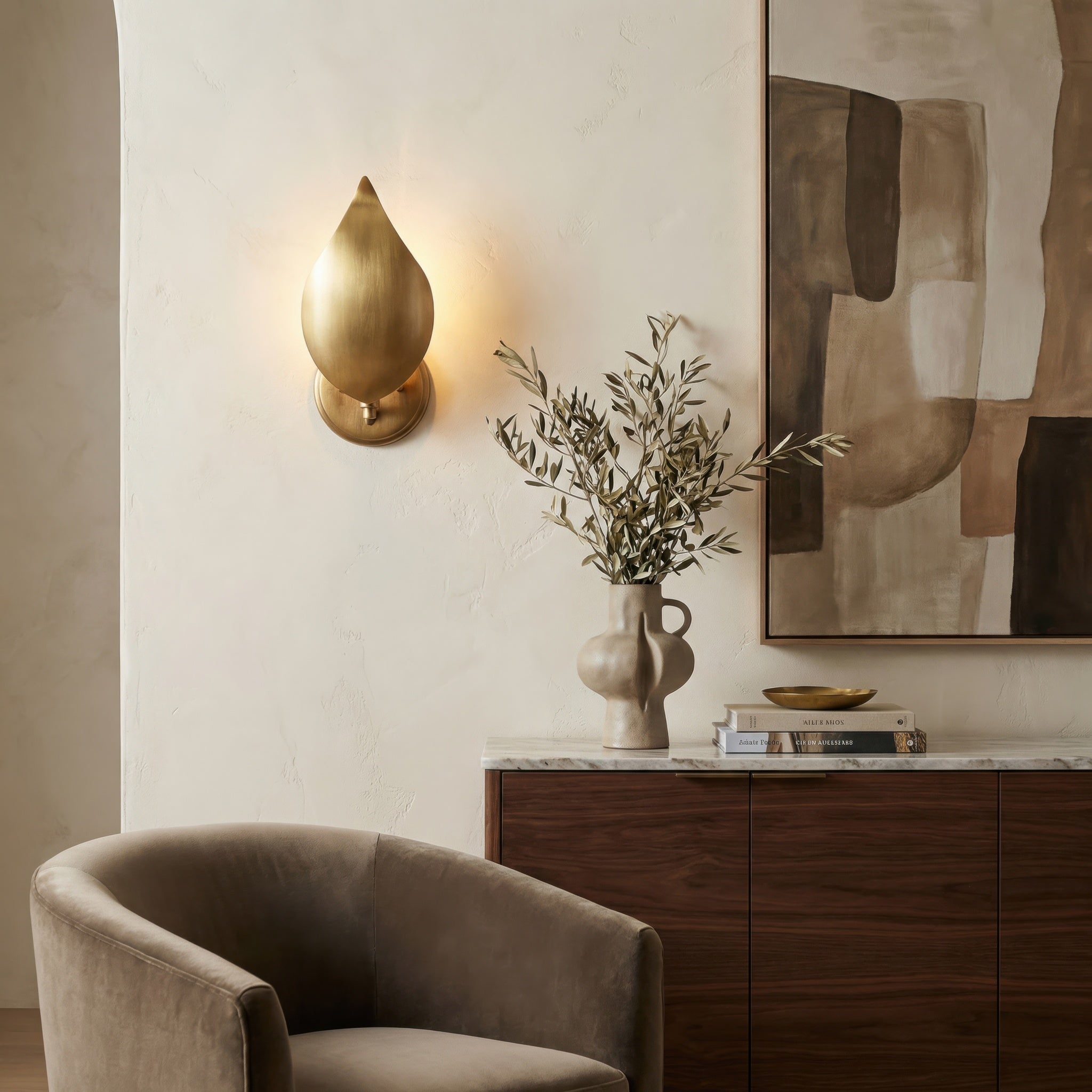 Petal Reign 1 Light Sconce
