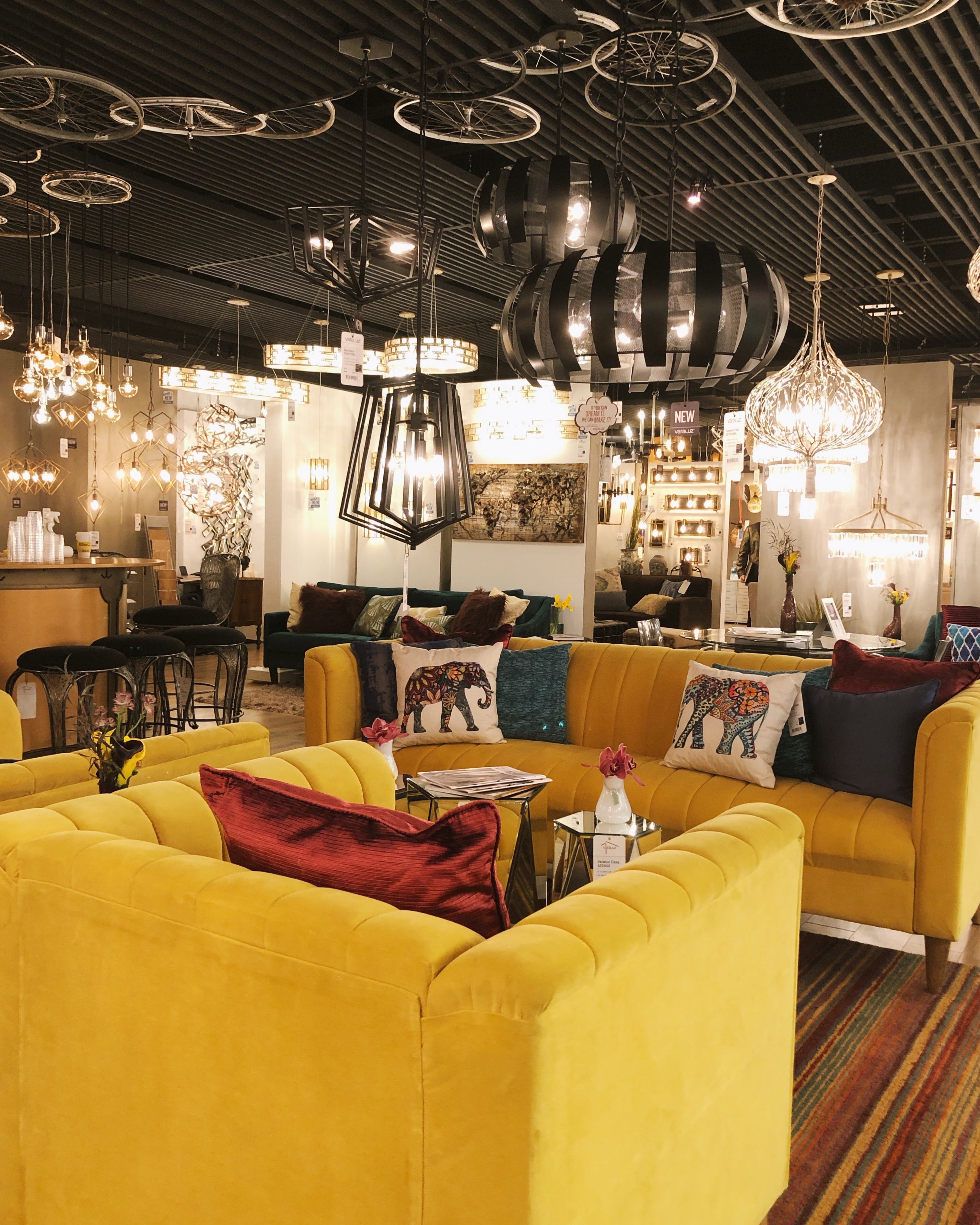 70's Glam Everywhere and Other Trends from Lightovation January 2018