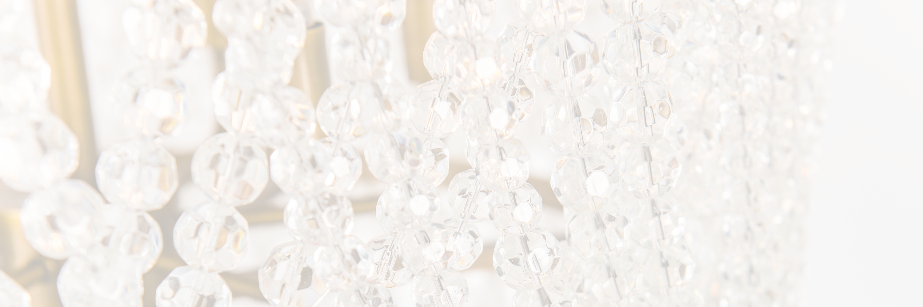 Chandeliers & Pendants