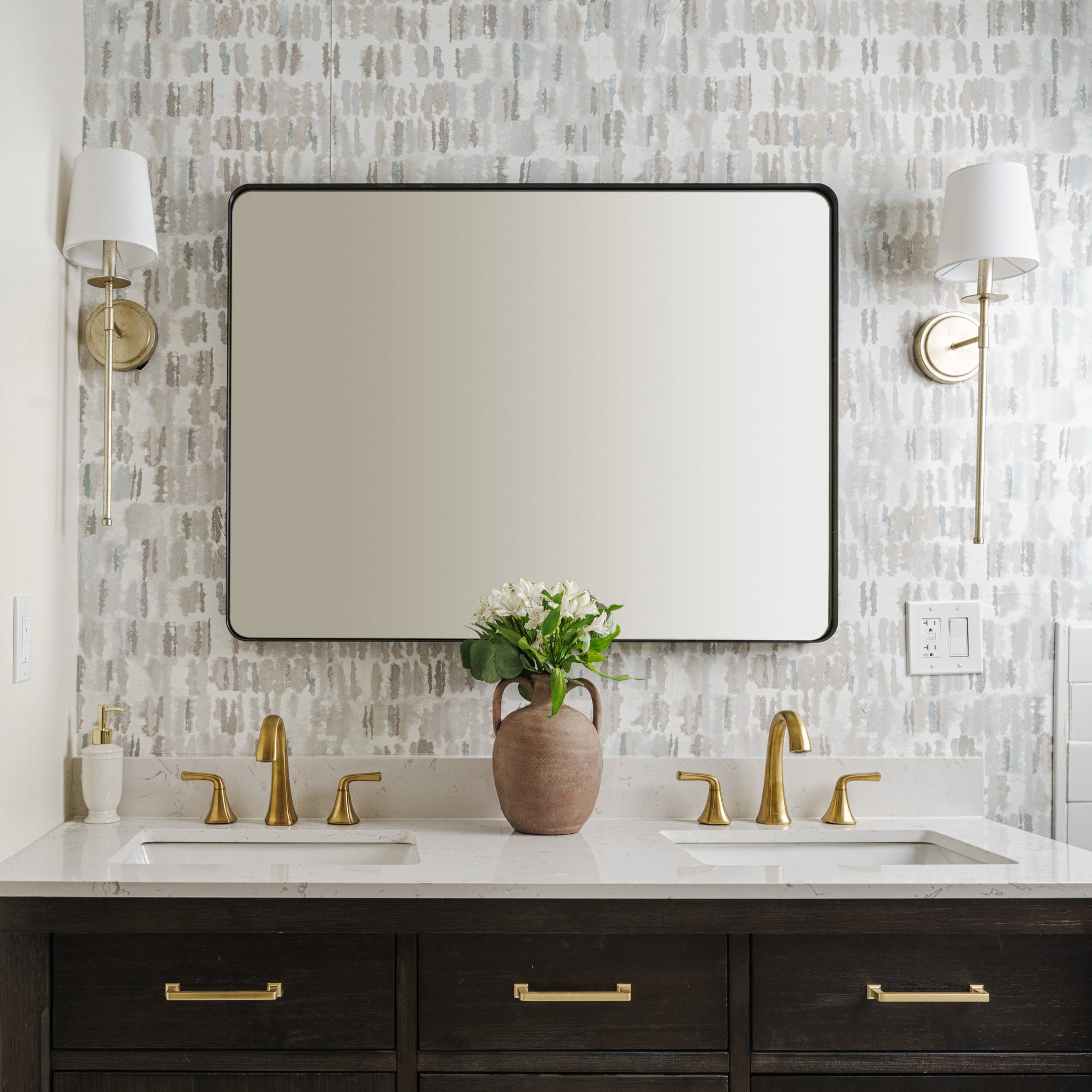 Kye 24x30 Rectangular Rounded Wall Mirror - Black