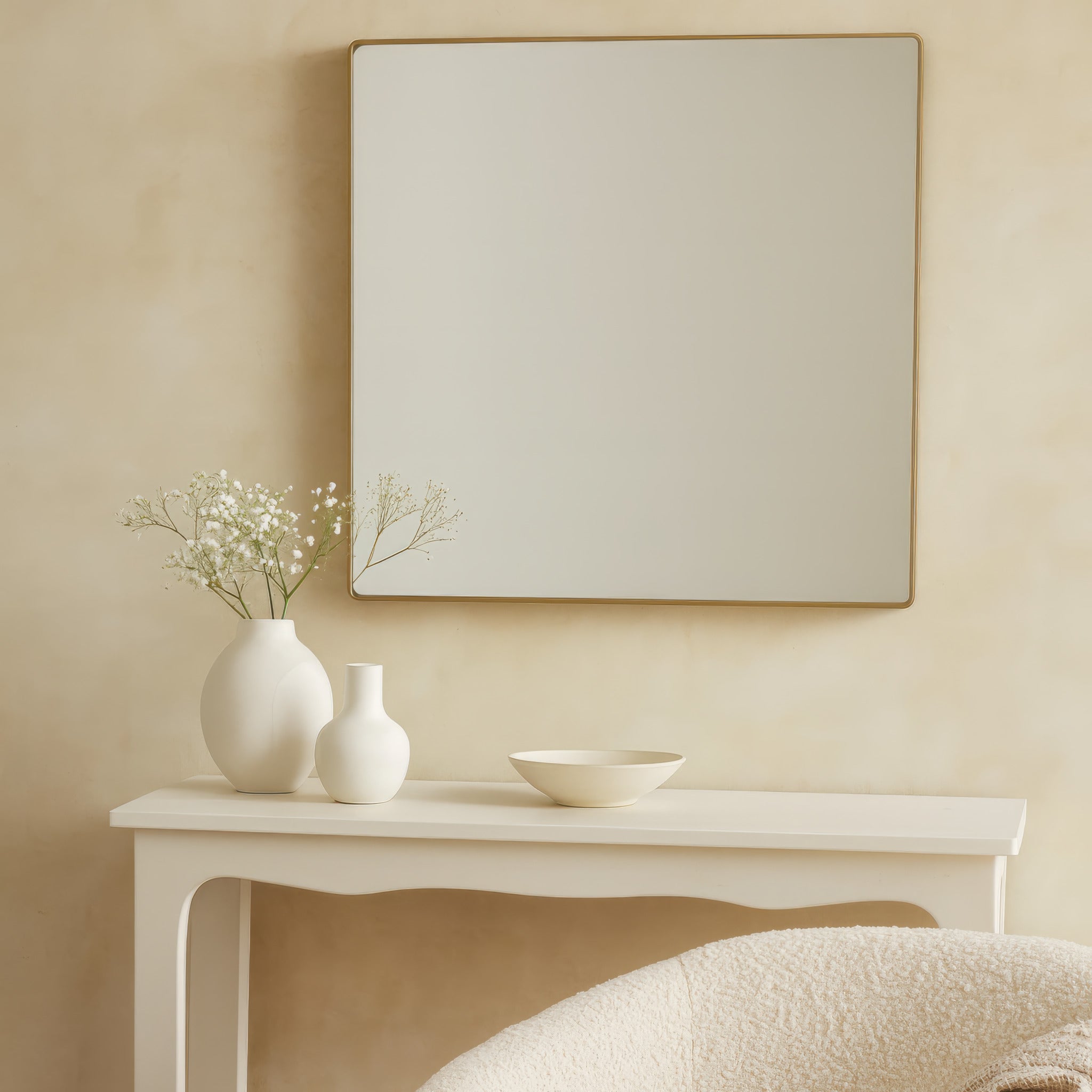 Kye 30x30 Rounded Square Wall Mirror - Gold