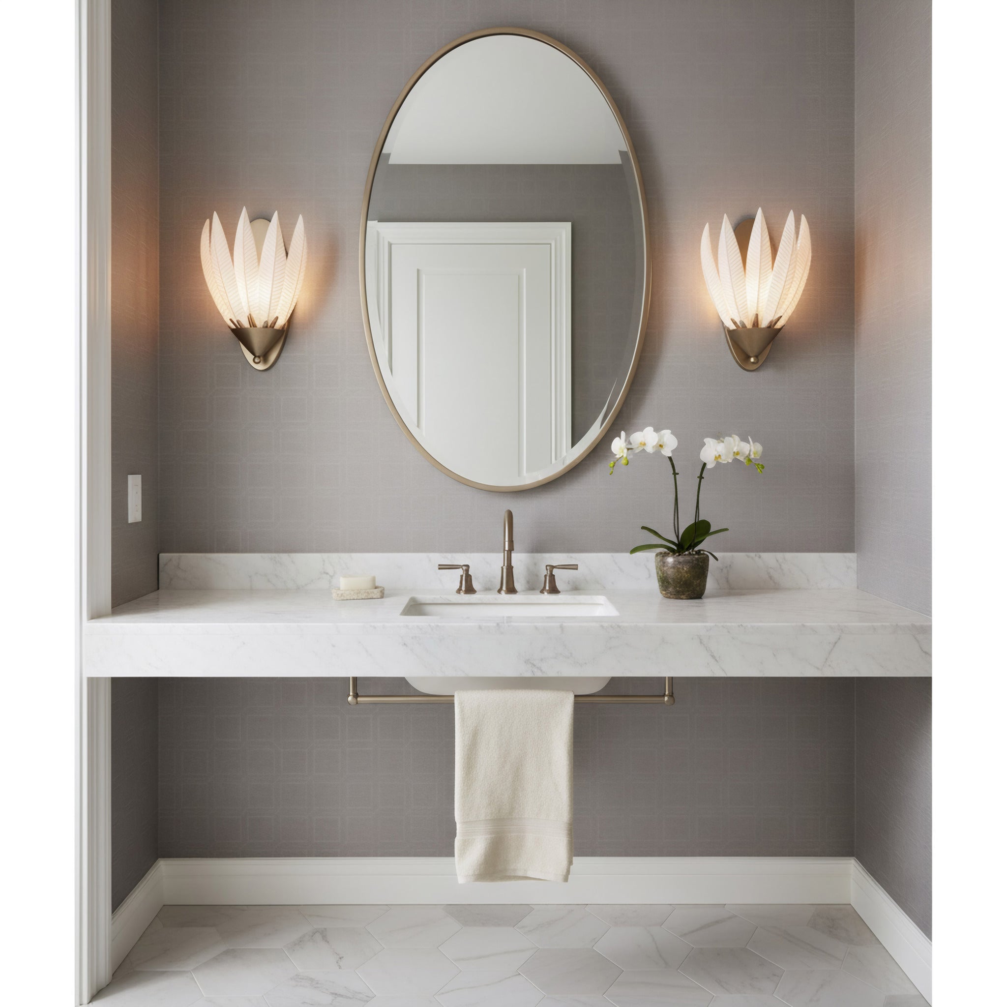 Zanara 1 light Sconcewith 3D Printed Ceramic Leaves