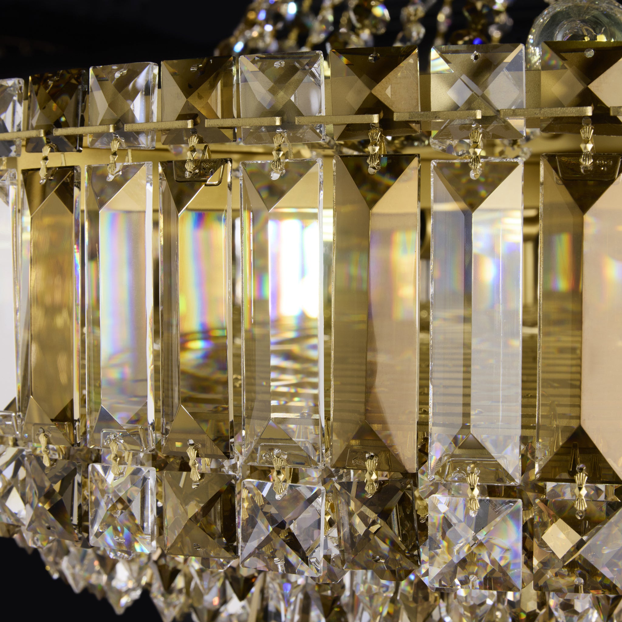 Ain't She Grand 20 Light Chandelier