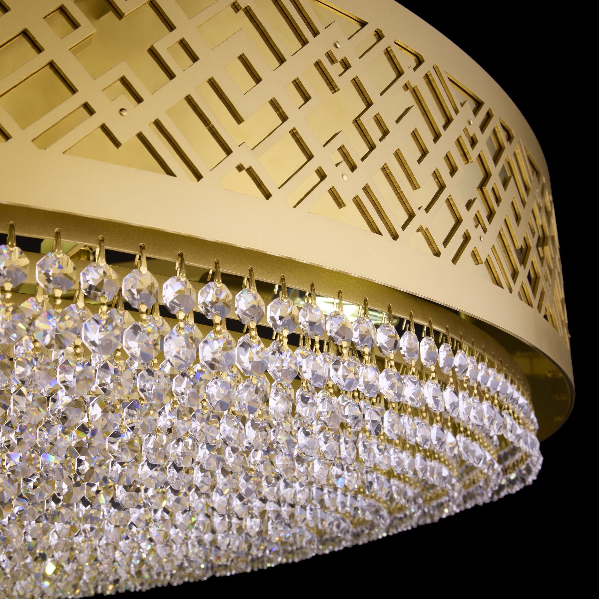 Gilded Stage 16 Light Dimmable Pendant Chandelier