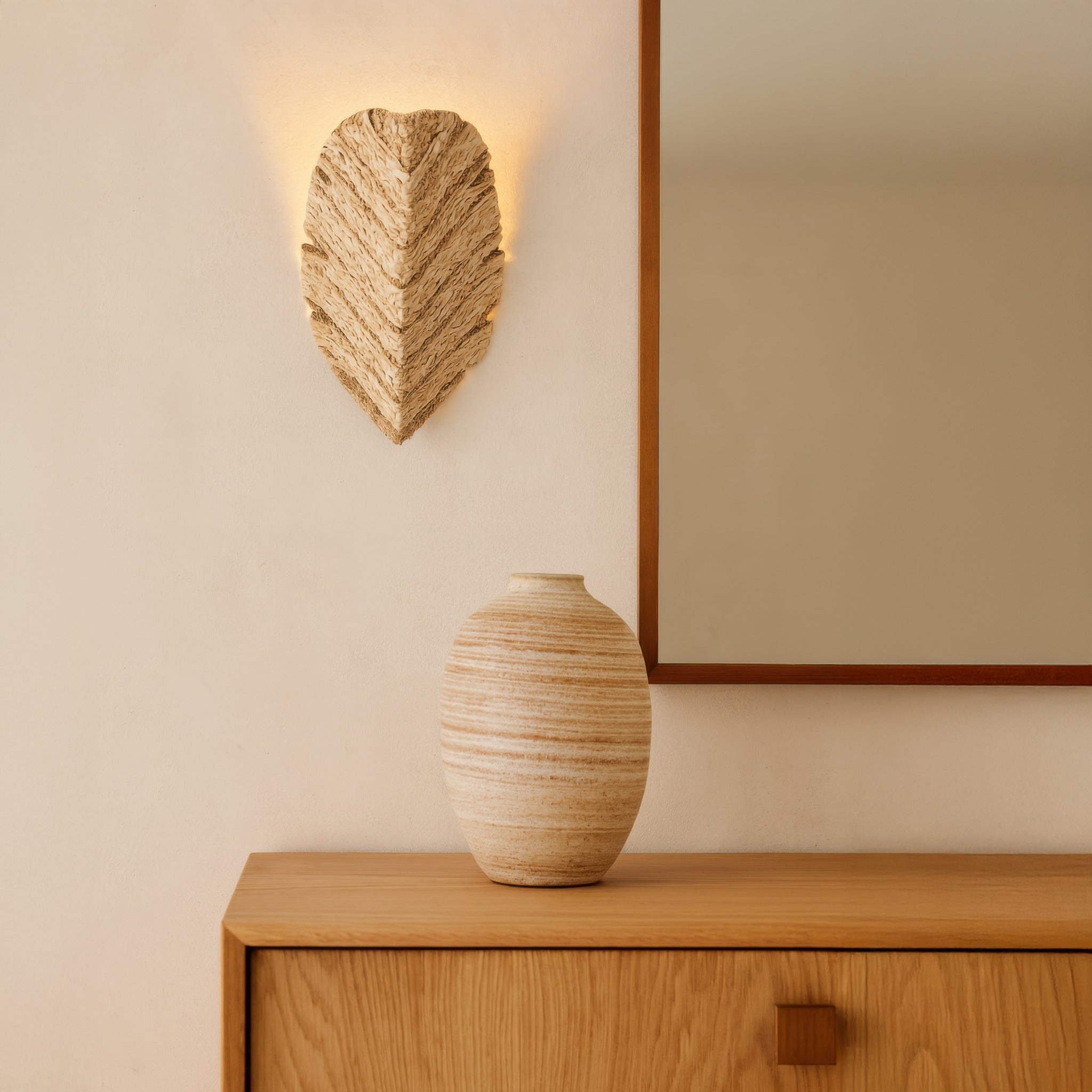 Banana Leaf 2 Light Sconce - French Gold/Natural Seagrass