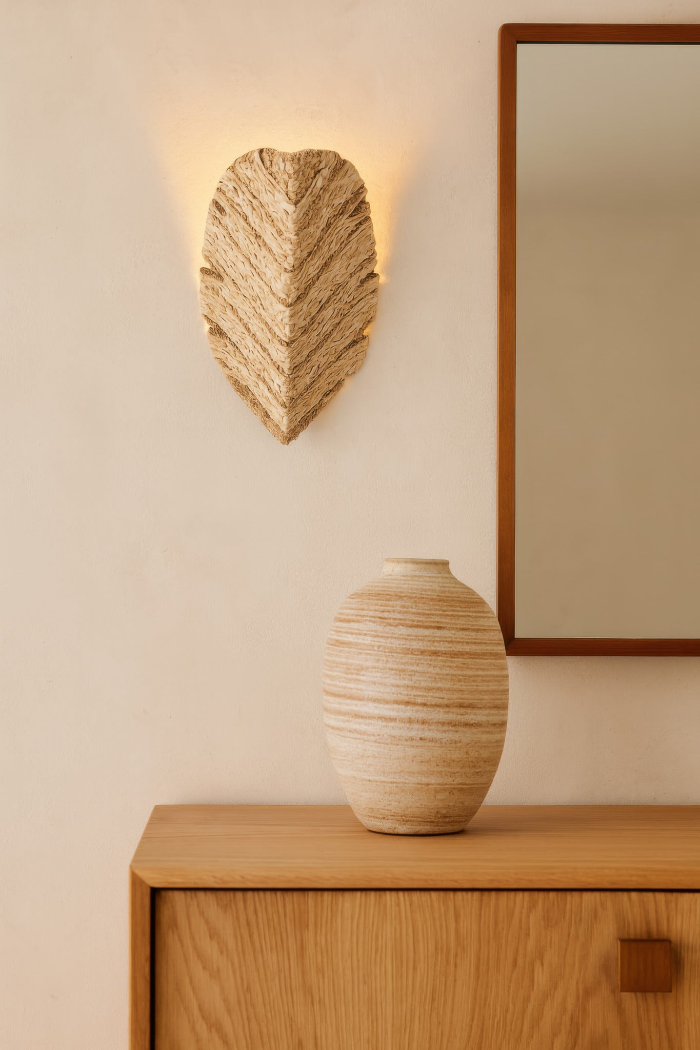 Banana Leaf 3 Light Sconce - French Gold/Natural Seagrass